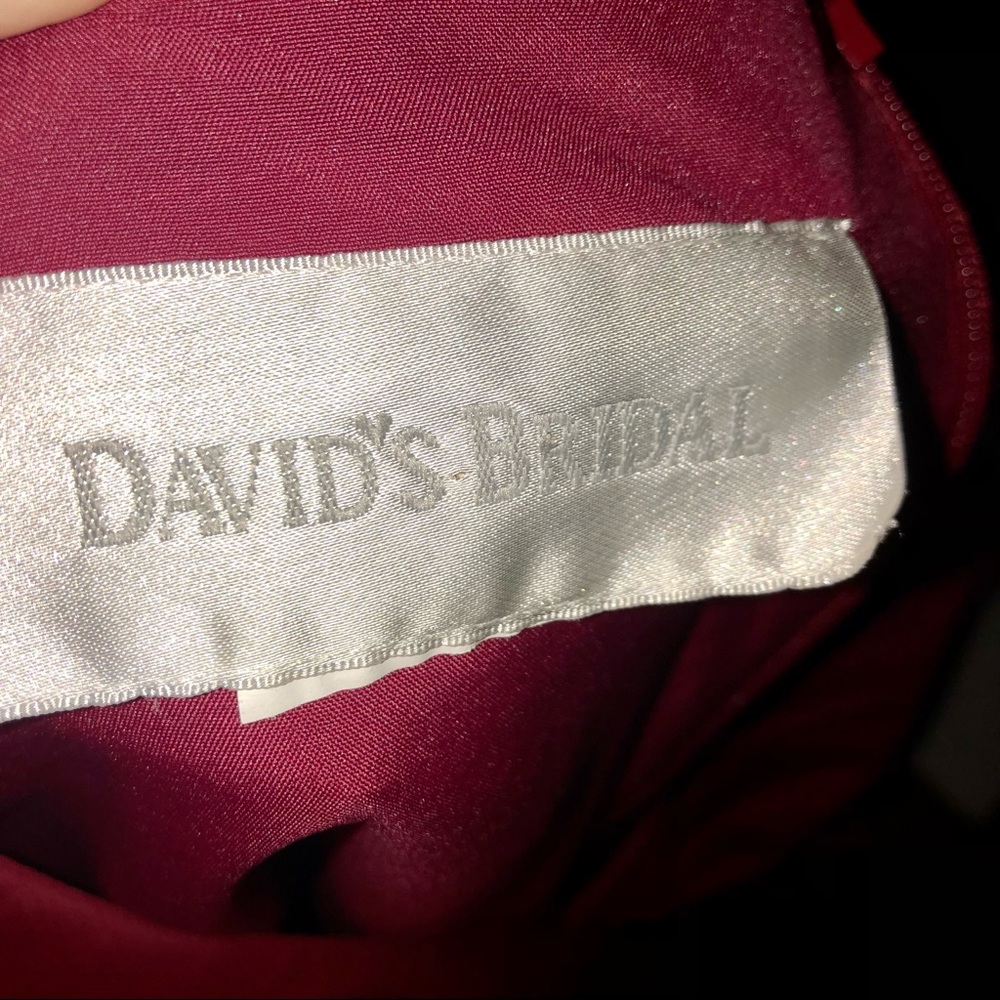 Elegant Red Formal Dress - Picture 7 of 9